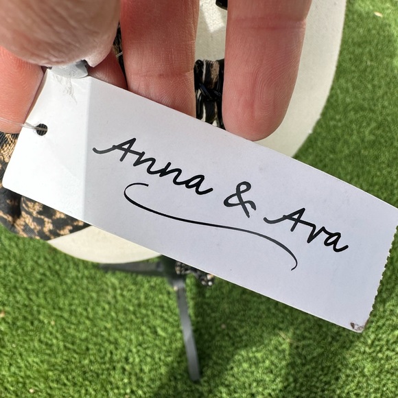 NWT Anna & Ava crossbody/waist bag - Picture 5 of 9